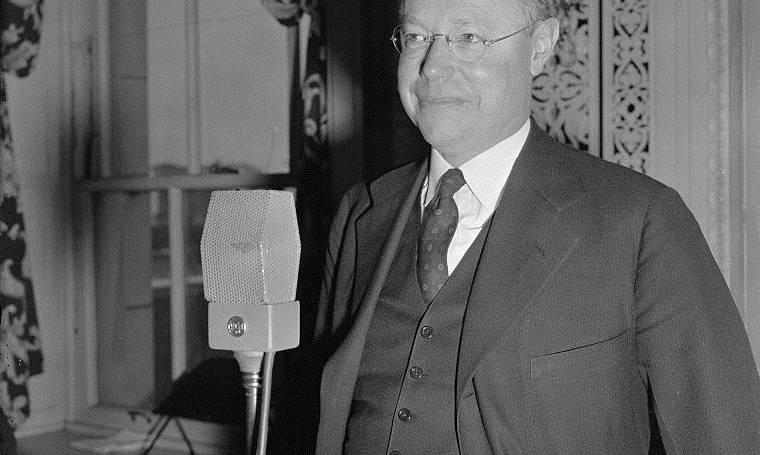 Senator Taft’s early warning of Soviet propaganda in WWII Voice of America